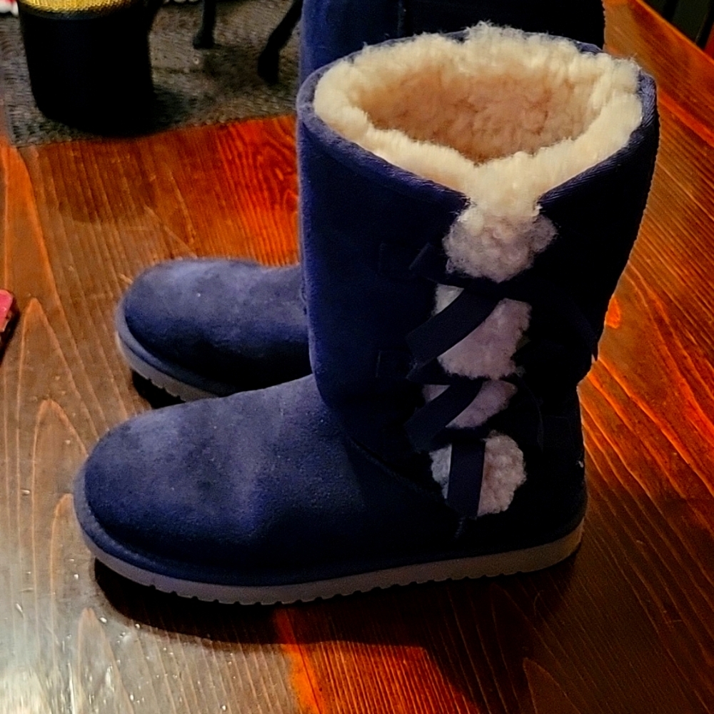 Ugg